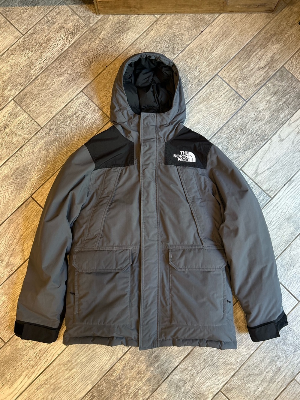 The North Face McMurdo Dryvent Parka Jacket, Men’s S - No Faux Fur Hood